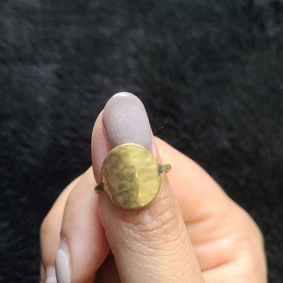 Gold conch ring - Picture 2 of 4
